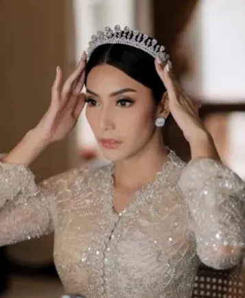 Foto Pengantin Wanita